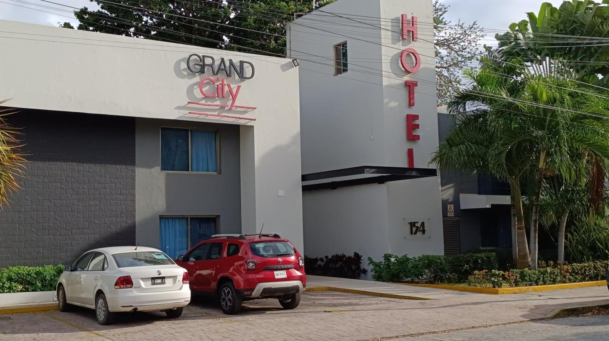 Grand City Hotel Cancún Extérieur photo